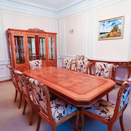 Vip Apartments Dipservice Hall Μινσκ Εξωτερικό φωτογραφία