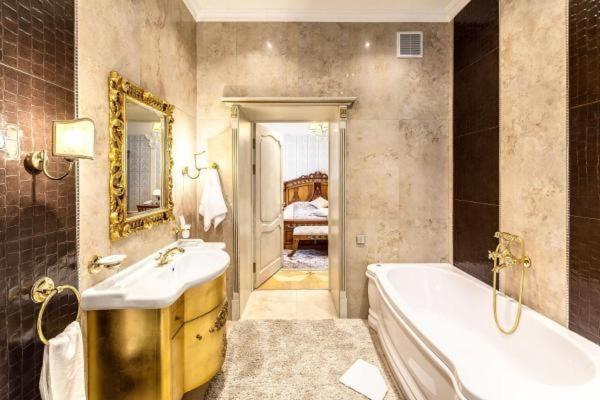 Vip Apartments Dipservice Hall Μινσκ Εξωτερικό φωτογραφία